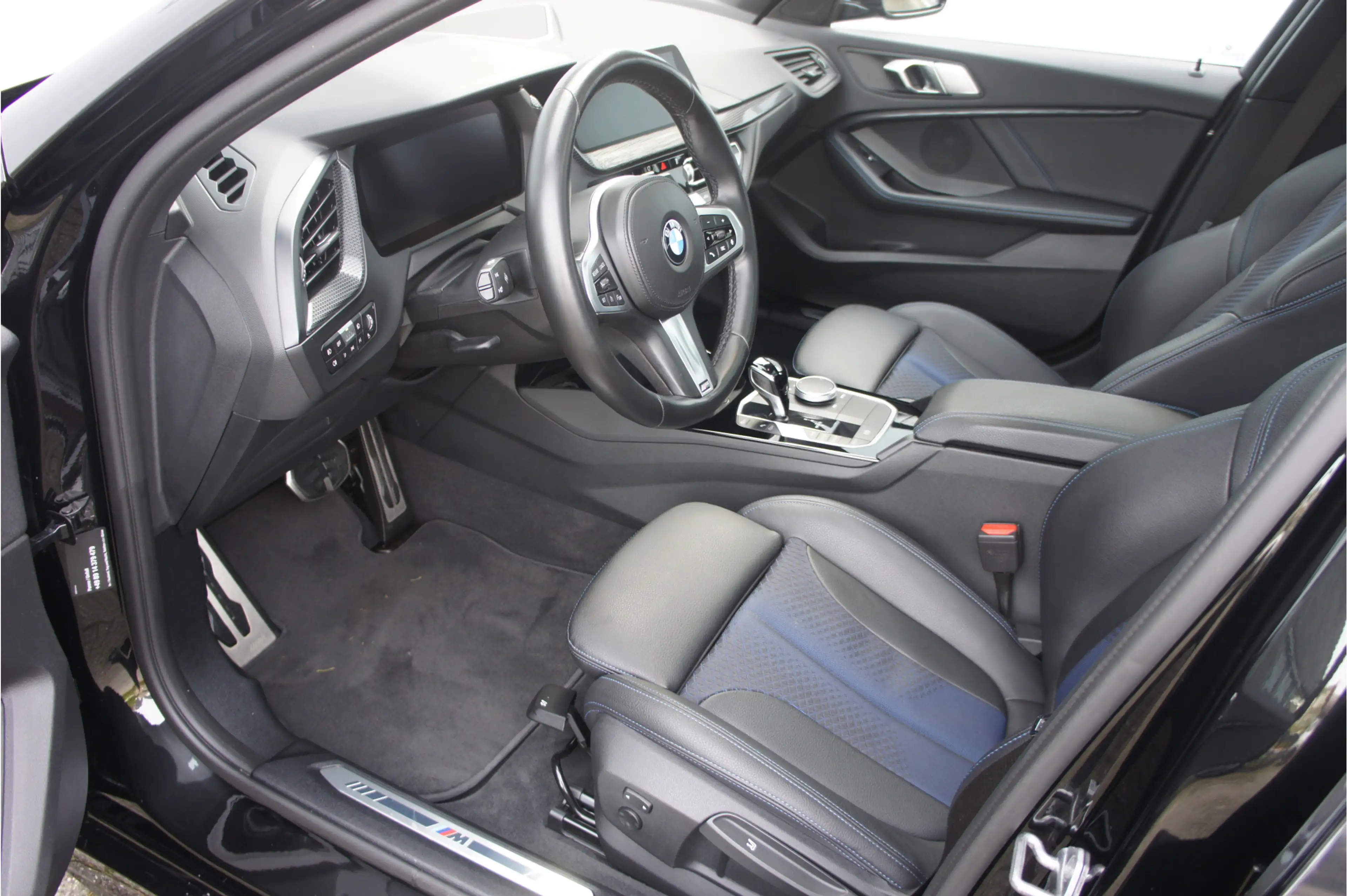 BMW 118 1-serie 118i M sport, Panoramadak, — photo 8