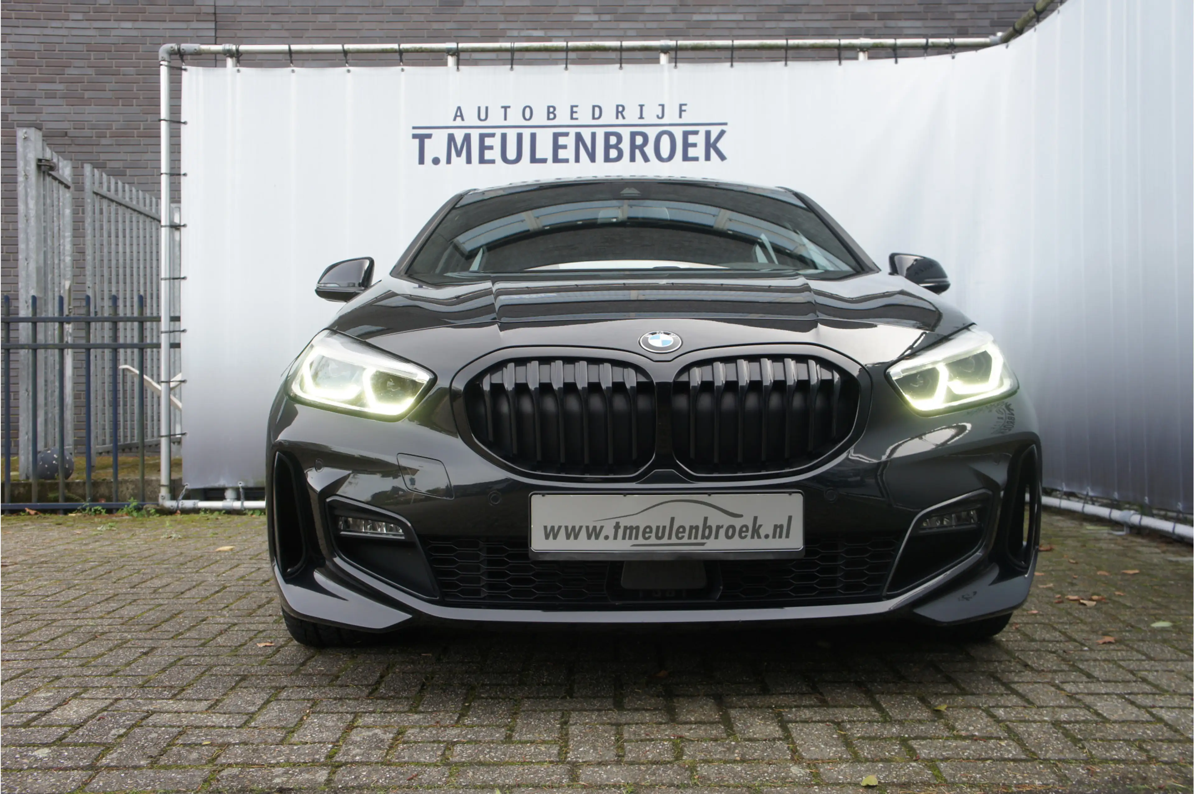 BMW 118 1-serie 118i M sport, Panoramadak, — photo 5