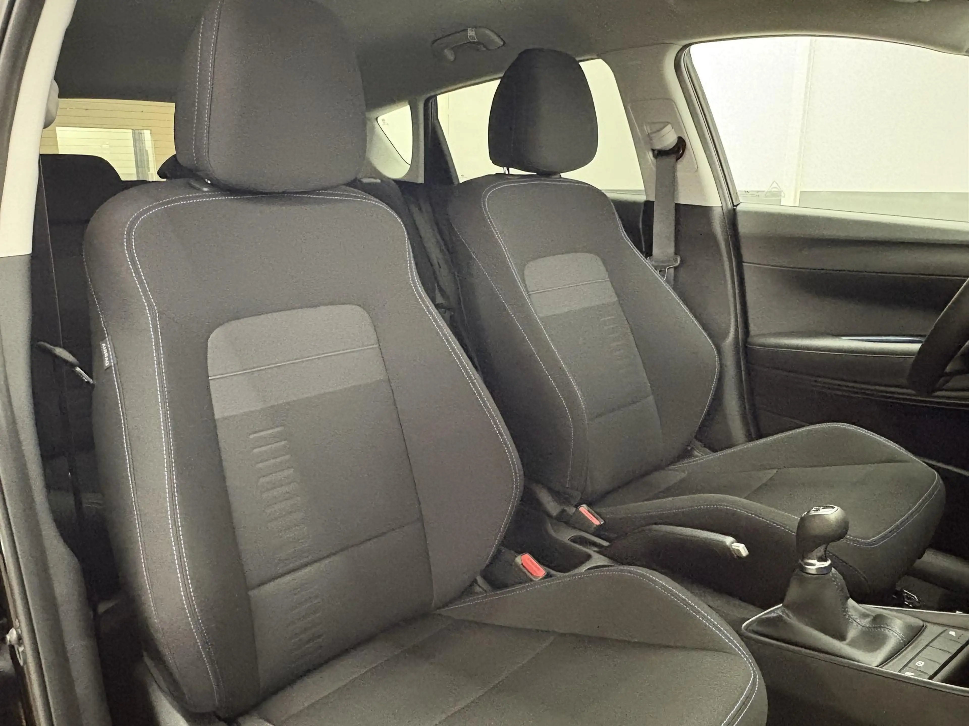 Hyundai BAYON COMFORT SHZ LED NAVI RFK PDC TEMPOMAT 1.2 MPI 5... — photo 9