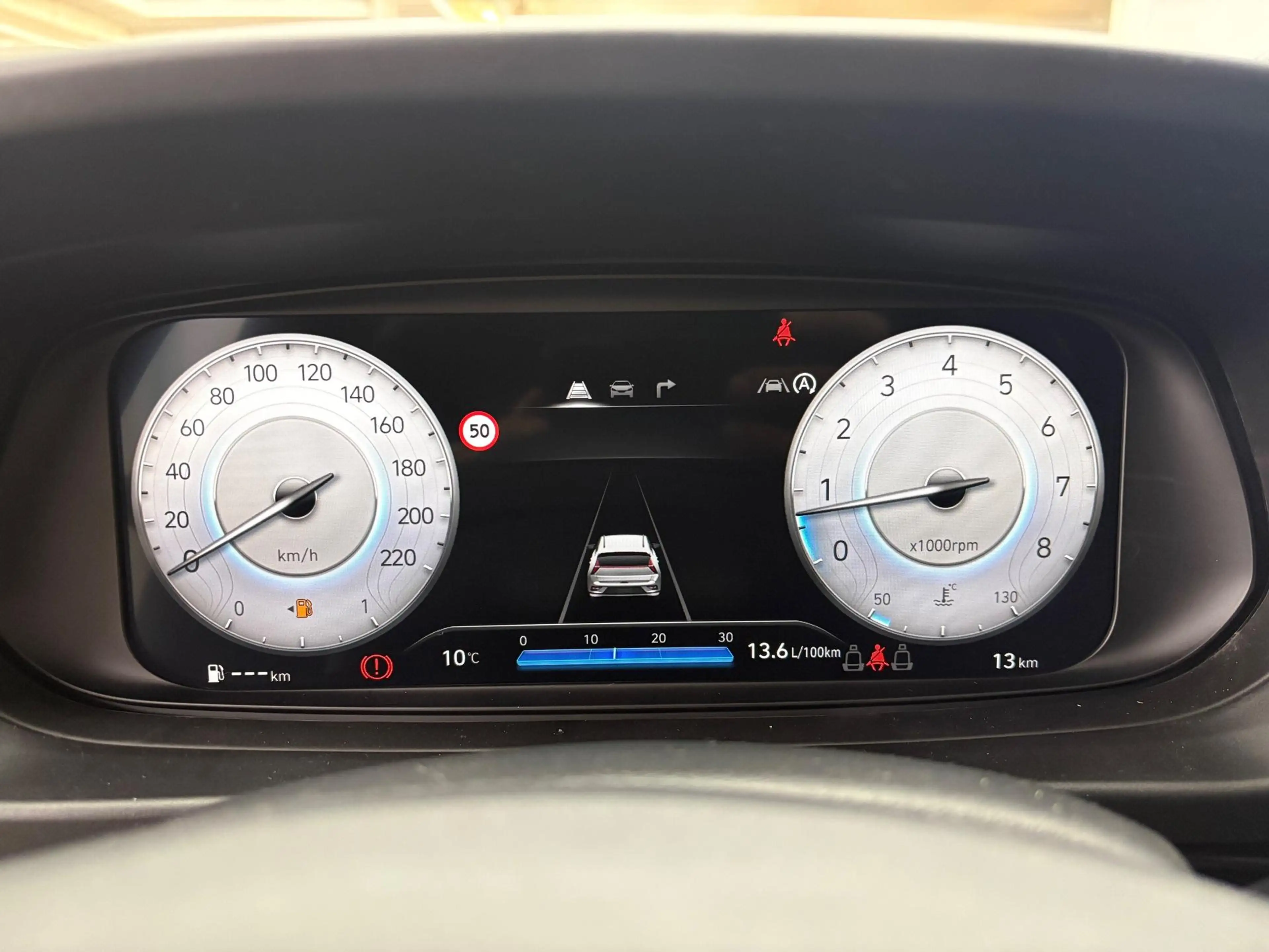 Hyundai BAYON COMFORT SHZ LED NAVI RFK PDC TEMPOMAT 1.2 MPI 5... — photo 13