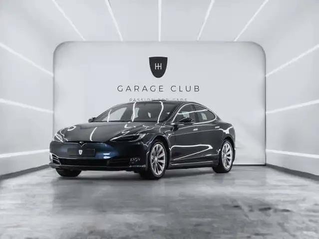 Tesla Model S 75D AWD