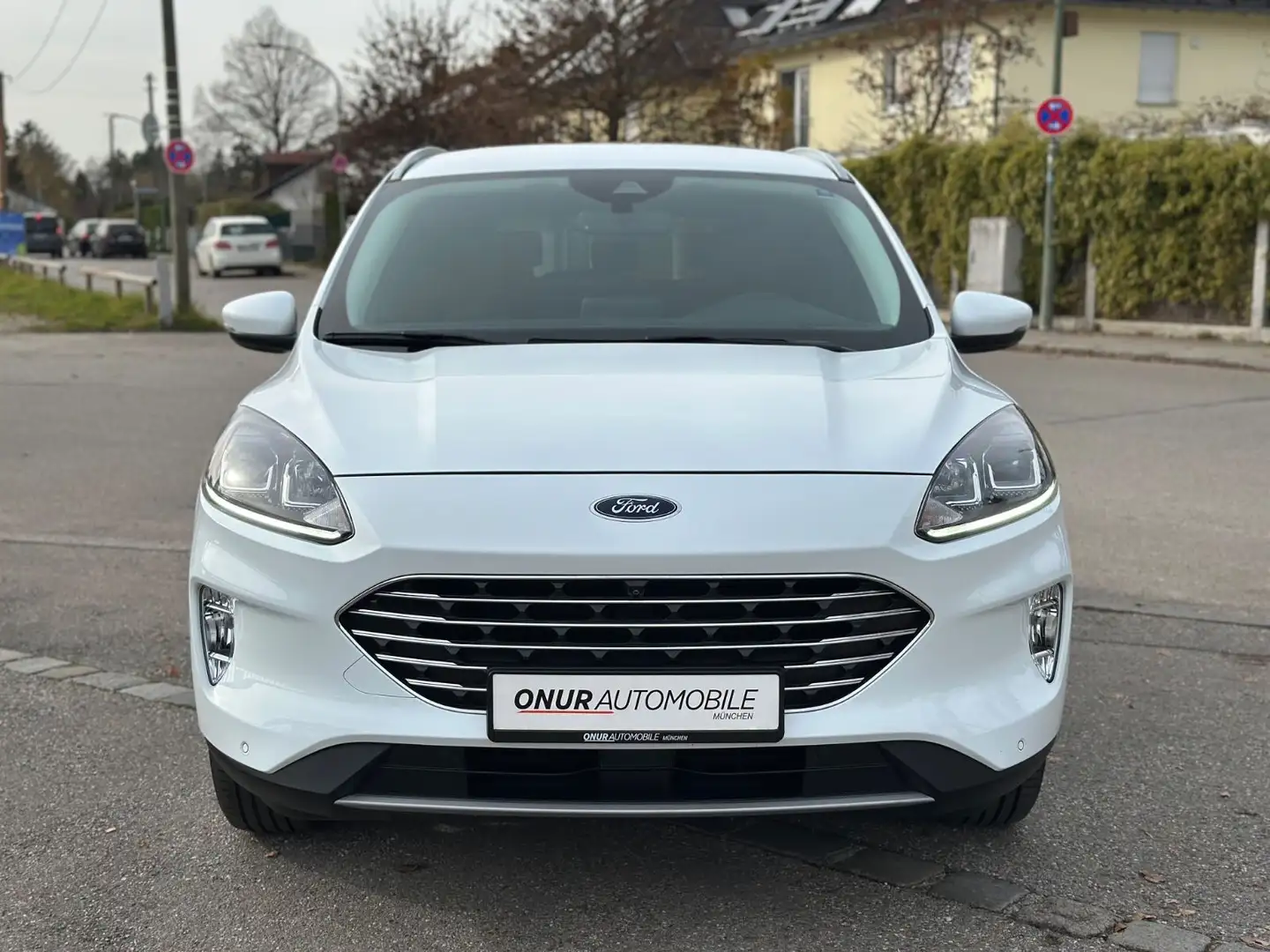 Ford Kuga Titanium 4x4 2.0 EcoBlue Navi ACC PDC AHK Blanc - 2