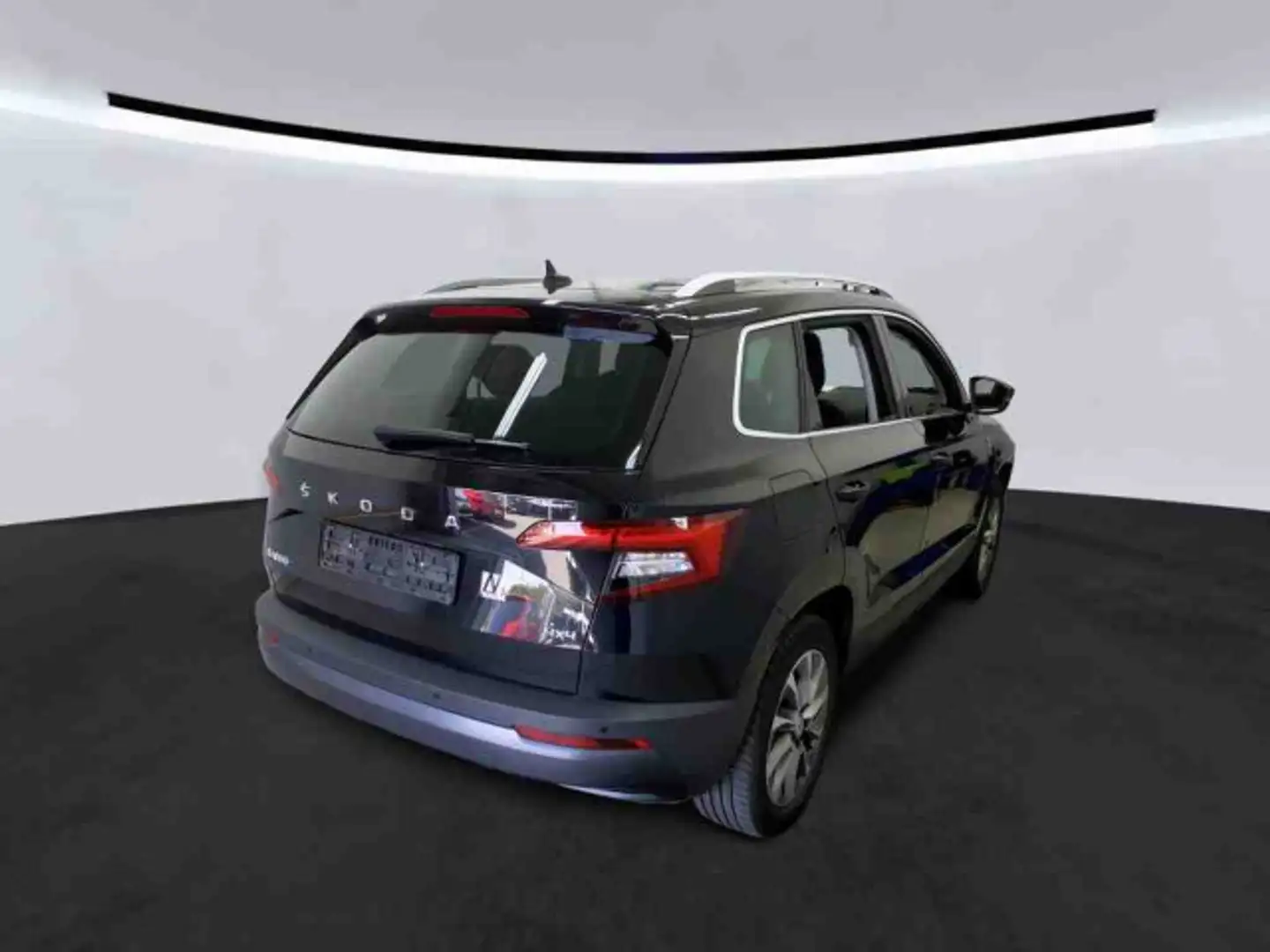 Skoda Karoq Clever 4x4 2.0TDI DSG LED Navi RFK ACC AHK Schwarz - 2