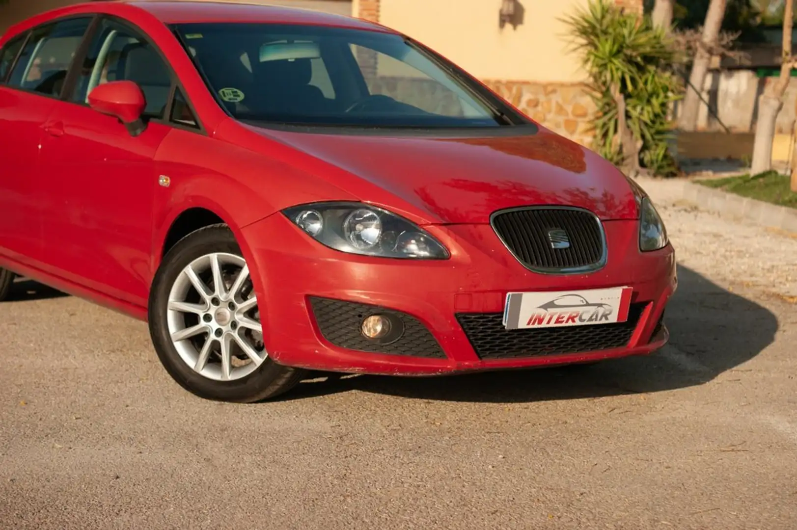 SEAT Leon 1.6TDI CR Reference Copa Rojo - 2