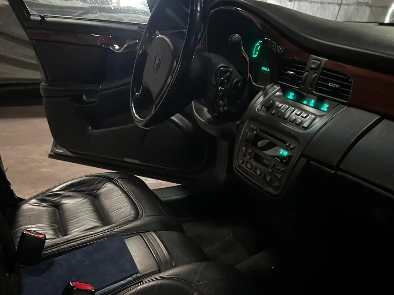 Cadillac Deville Superior Hearse 4.6 V8 – 2001, foto 4