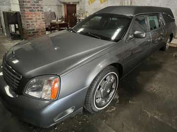 Superior Hearse 4.6 V8 – 2001