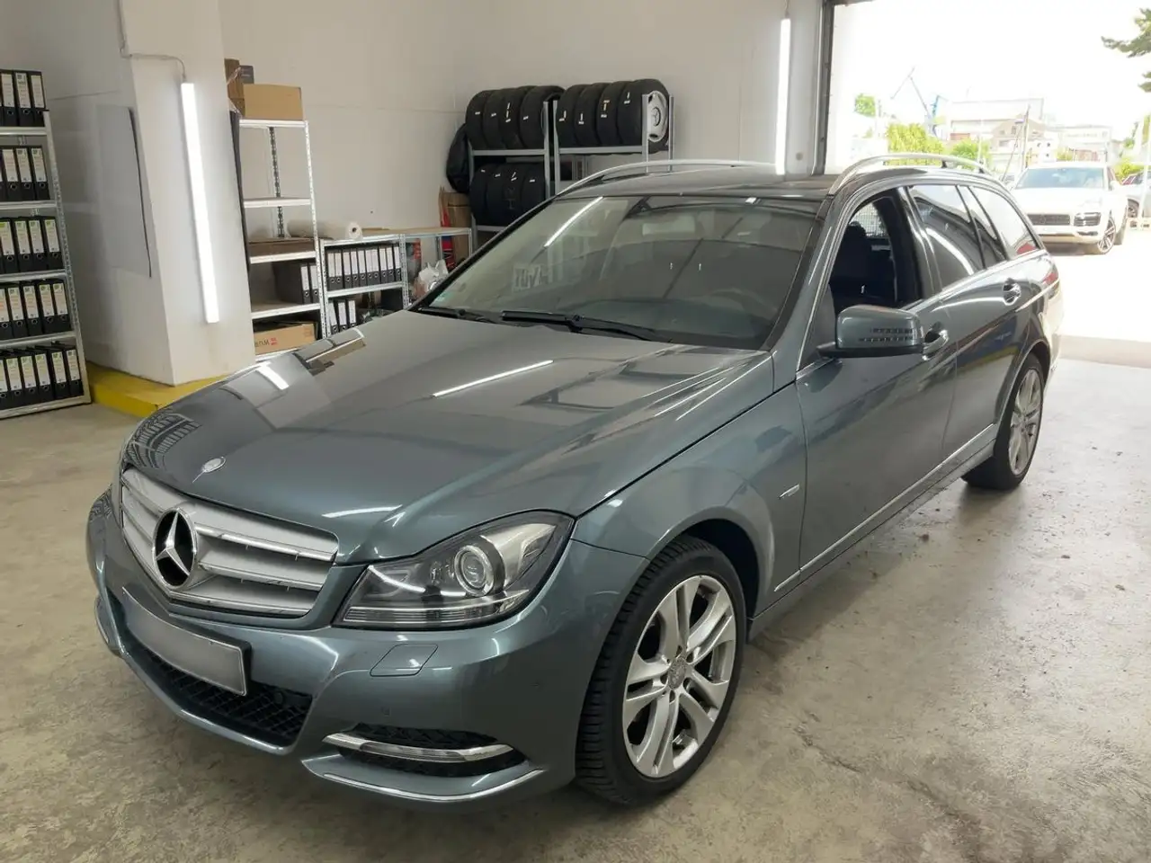 Mercedes-Benz C 180