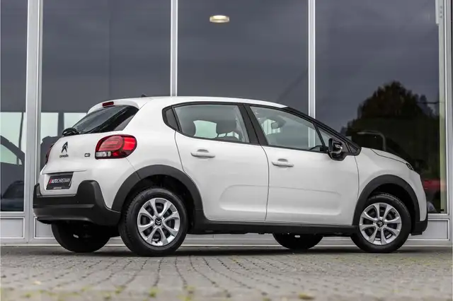 Citroen C3 view 2