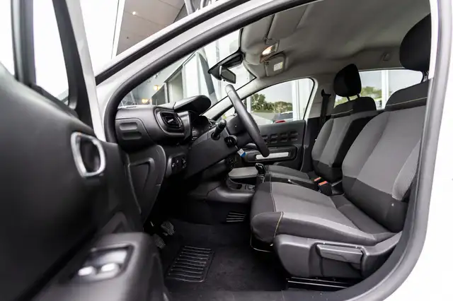 Citroen C3 view 9