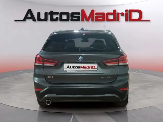 BMW X1 view 6