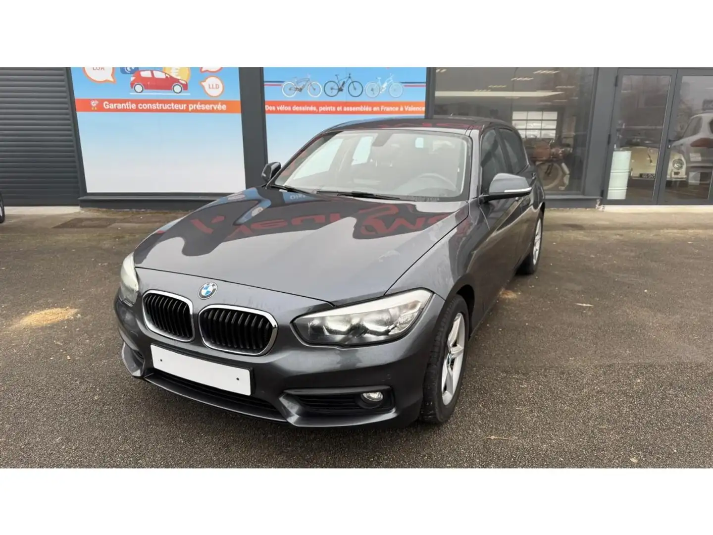BMW 116 Business 116d Gris - 1