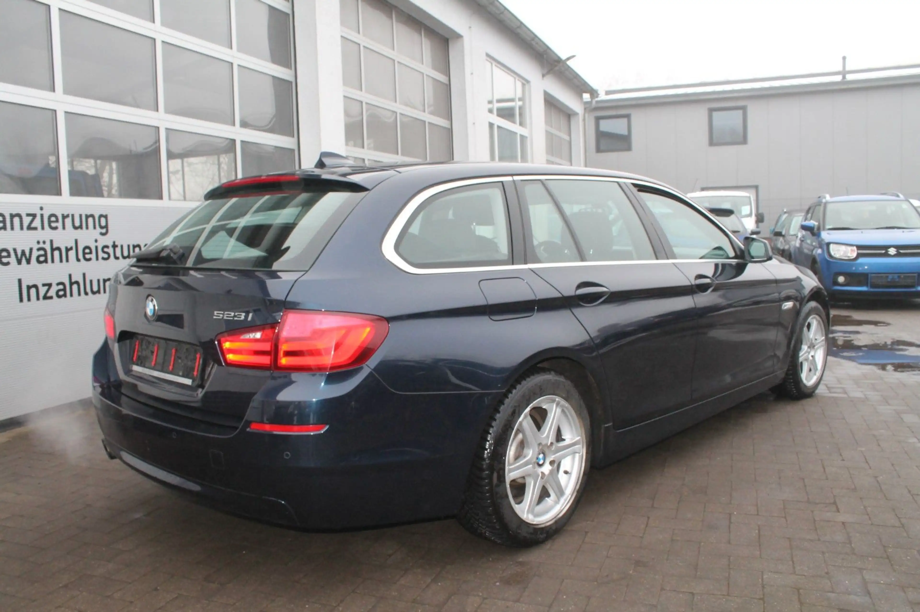 BMW 523 5 Touring 523 i — photo 3