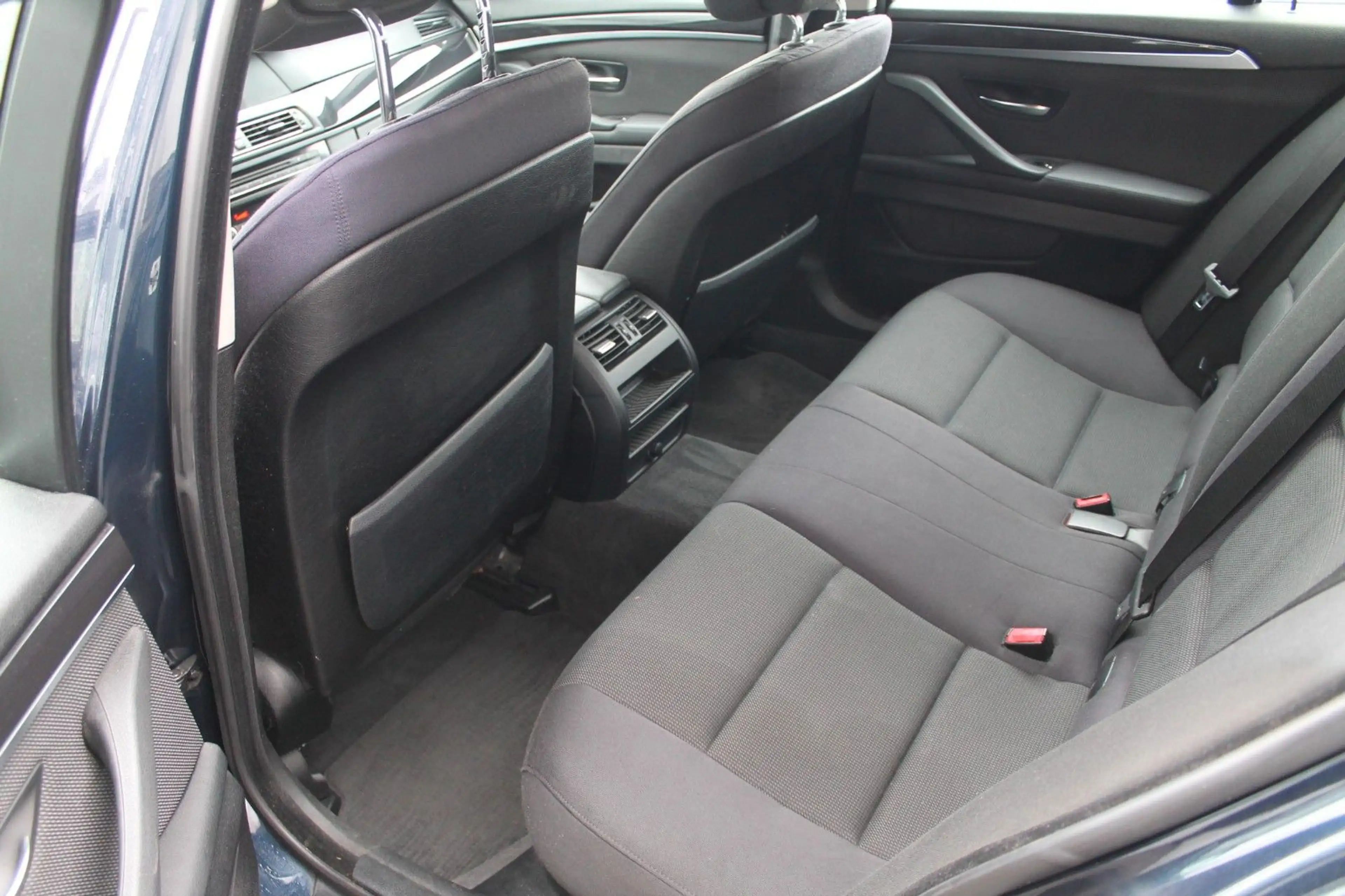 BMW 523 5 Touring 523 i — photo 8