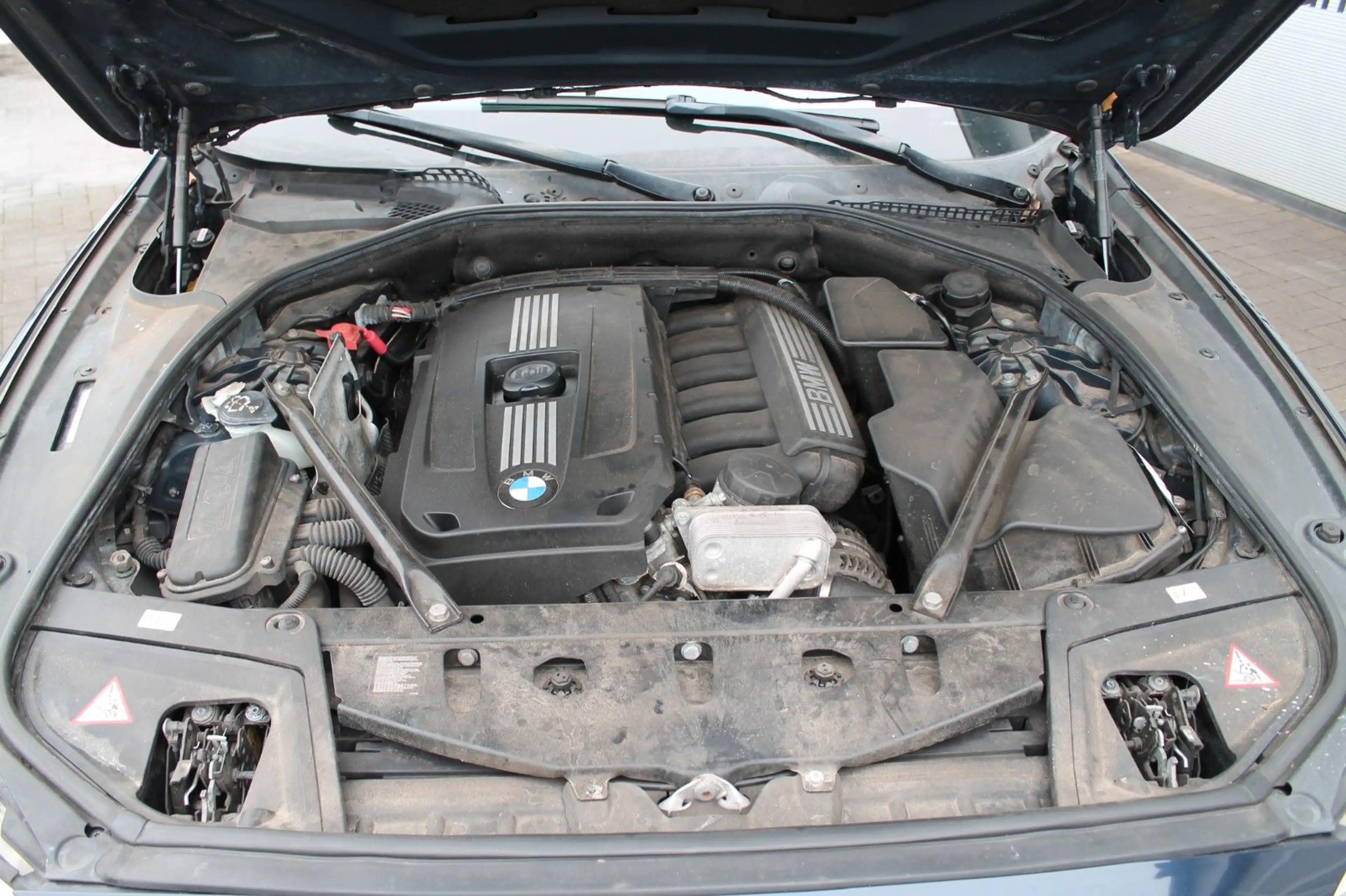 BMW 523 5 Touring 523 i — photo 15