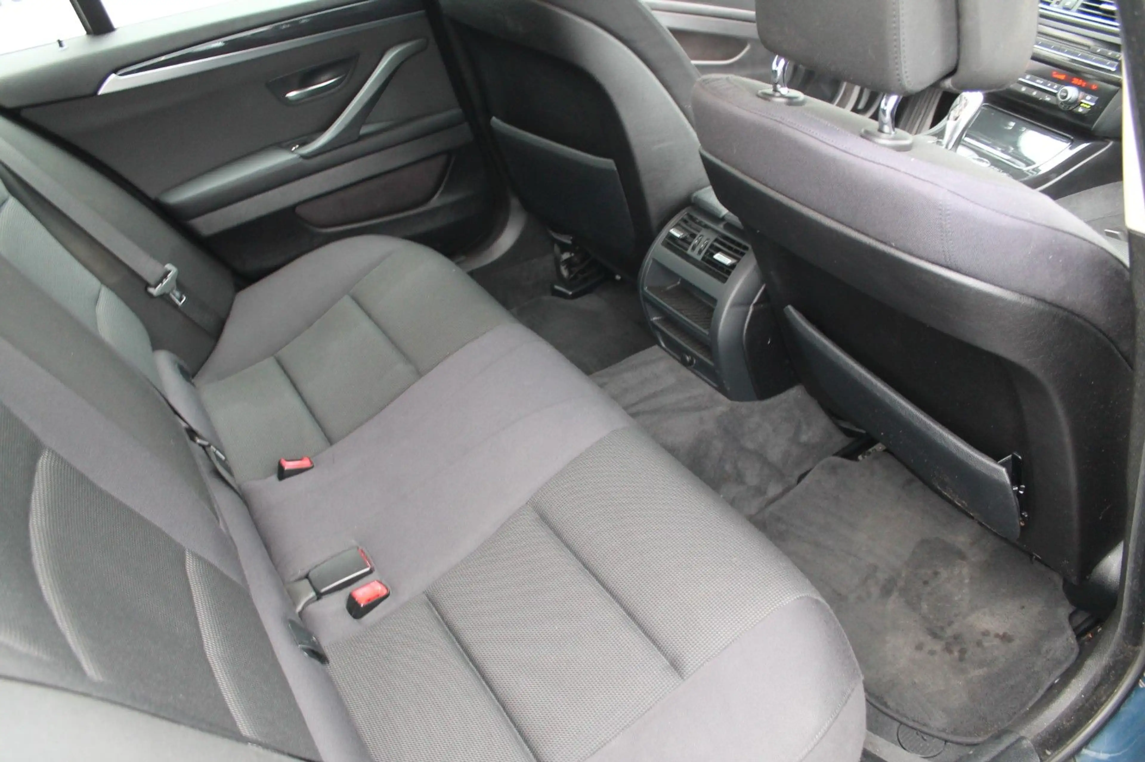 BMW 523 5 Touring 523 i — photo 11