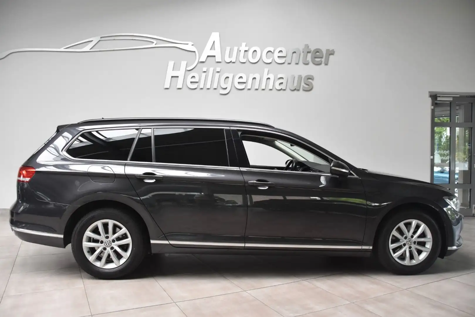 Volkswagen Passat Variant Passat 2.0 TDI DSG LED 2-Klima Sitzhz ACC PDC Grau - 2