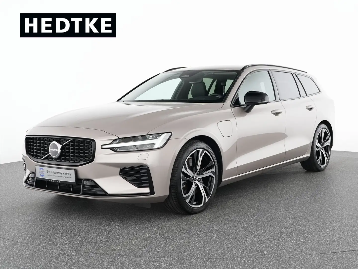 Volvo V60 T6 Recharge AWD Plus Dark 19"+H&K+VOLL-LED Bronze - 1