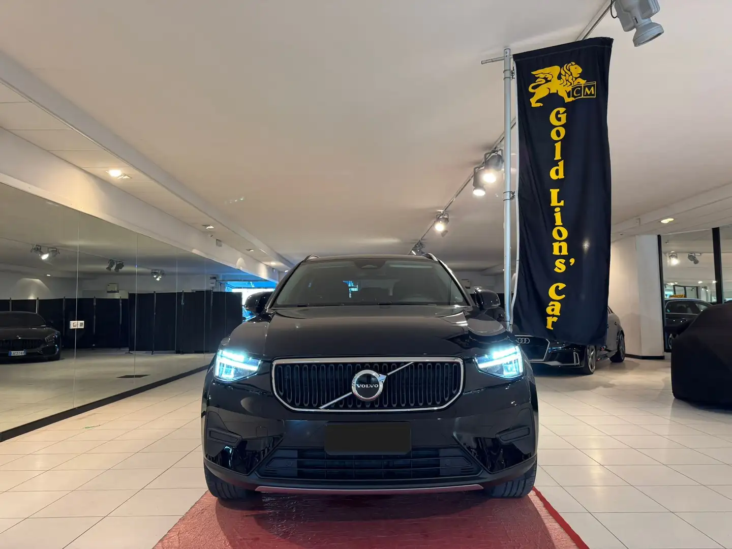 Volvo XC40 2.0 b3 auto BELLISSIMA*DA VEDERE ASSOLUTAMENTE Schwarz - 2