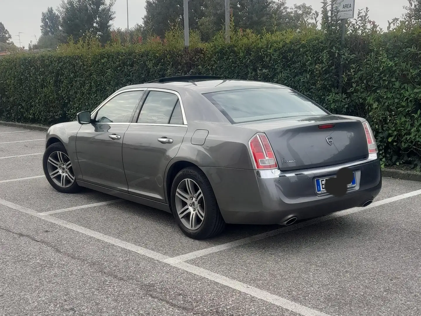 Lancia Thema 3.000 v6 multijet II PLATINIUM Grigio - 2