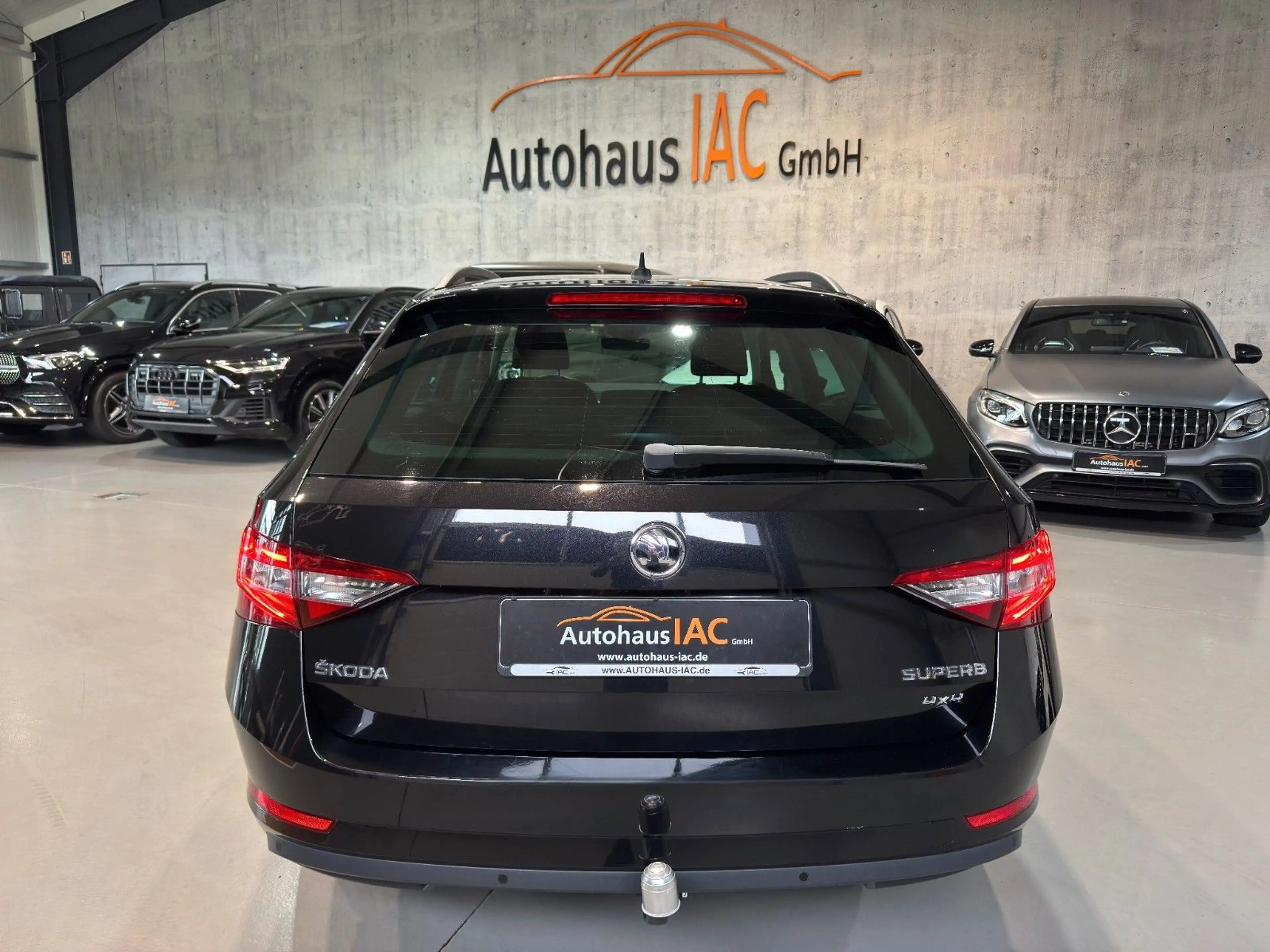 Skoda Superb /Combi/Ambition/4x4/AHK/TOUCH/ACC/SHZ — photo 4