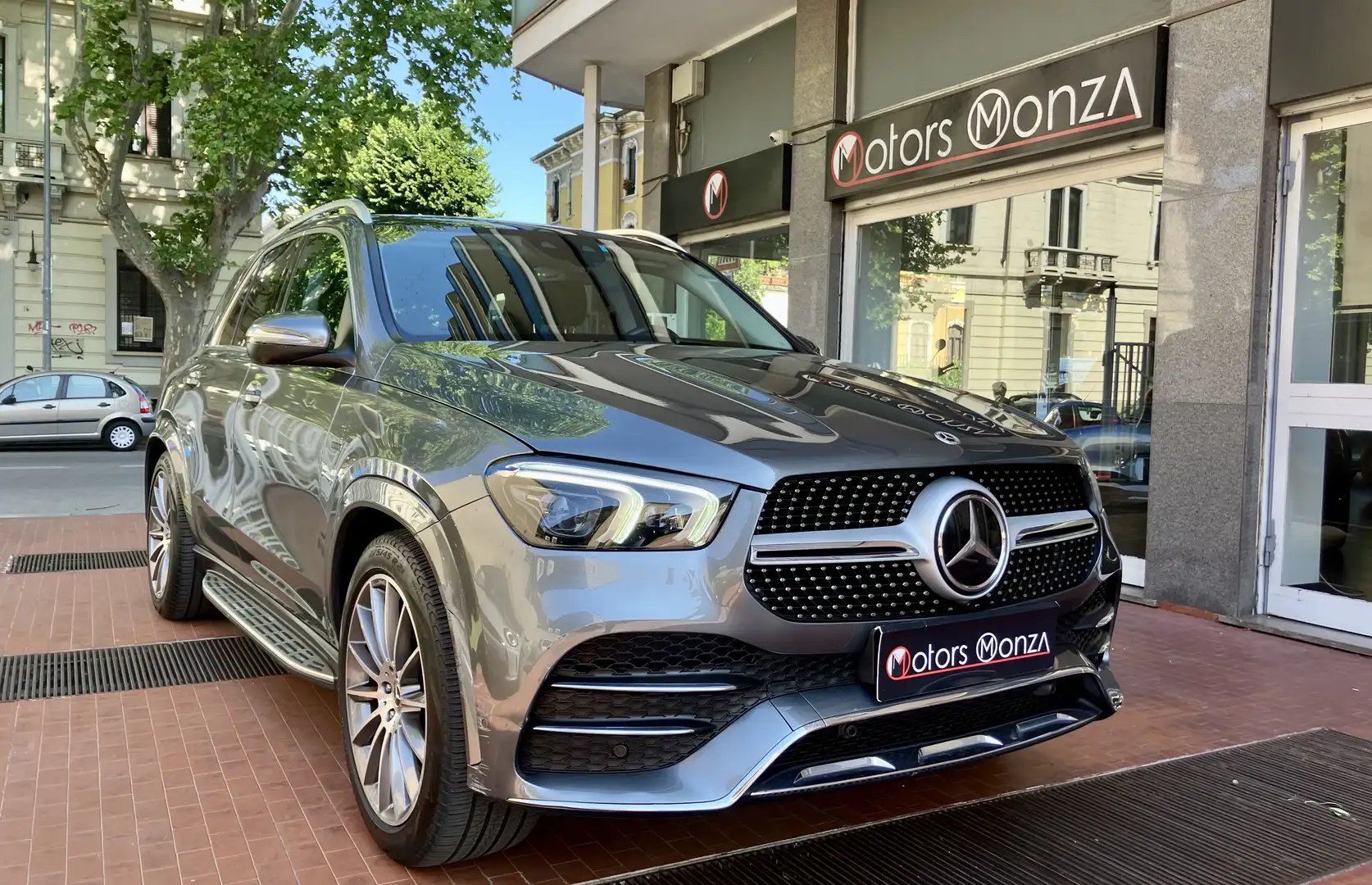 Mercedes-Benz GLE 350 de 4Matic PremiumPlus AMG*TETTO*IVA ESP*21*UNIPRO* Grigio - 2