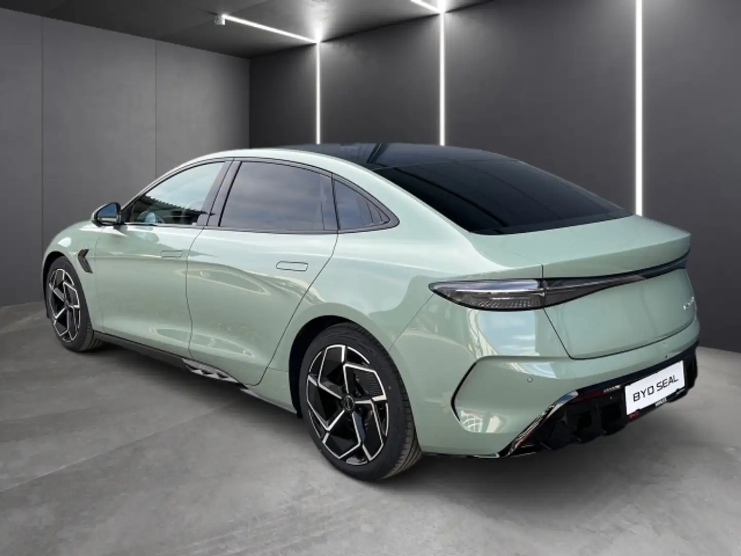 BYD Seal Excellence AWD Zielony - 2