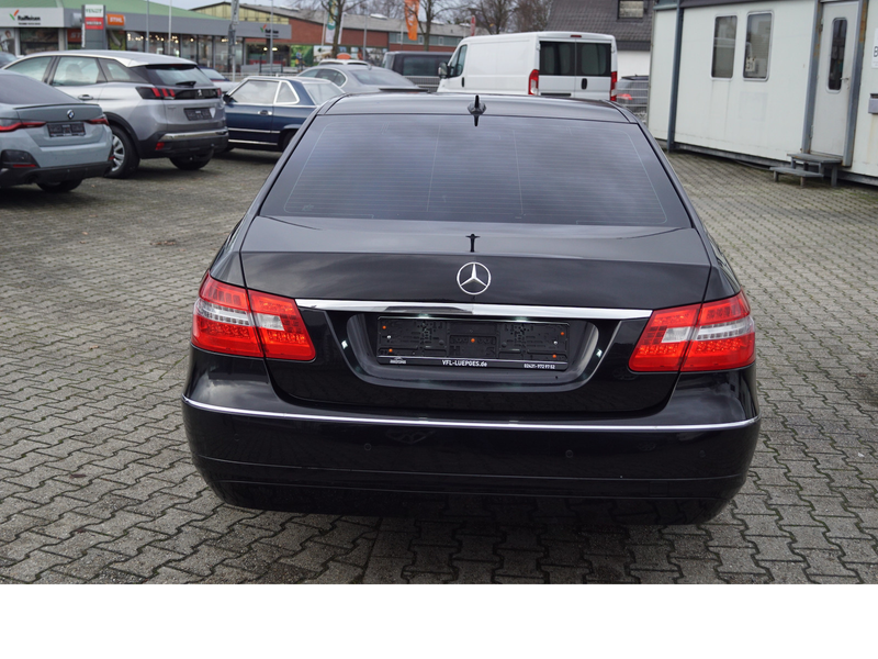Mercedes-Benz E 220 CDI, Avantgarde, Automatik, Leder, Navi — photo 24