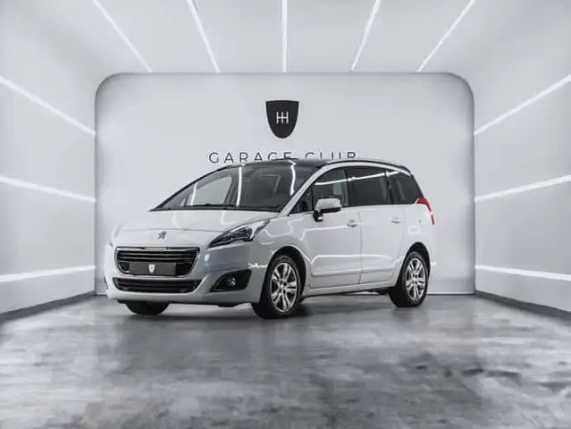 Peugeot 5008 2.0 BlueHDi Allure 7 pl. 150