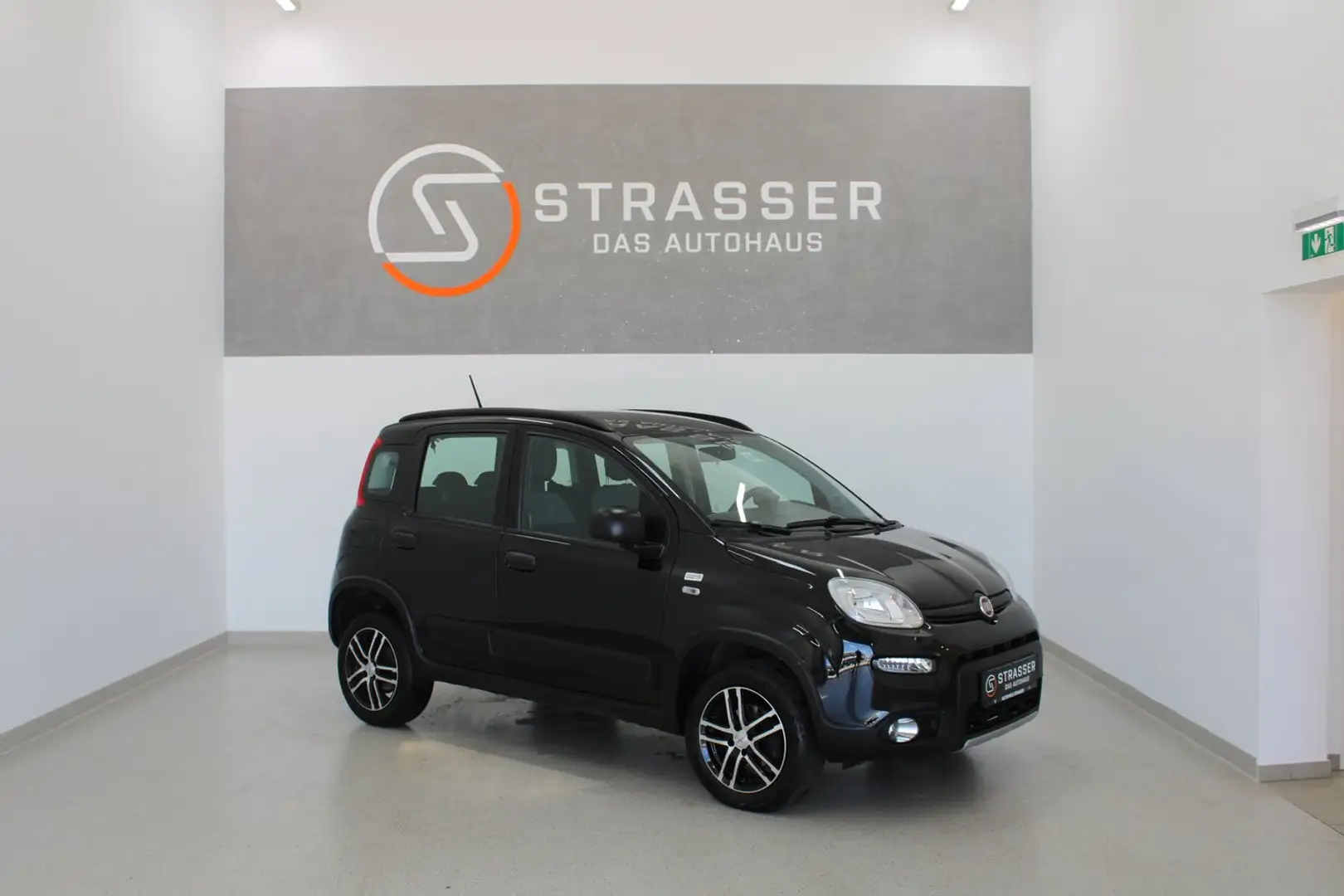 Fiat Panda Wild 4x4 Schwarz - 1