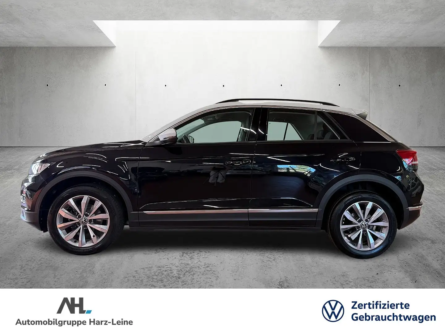 Volkswagen T-Roc 1.0 TSI Style ACC AHK PDC SHZ Schwarz - 2