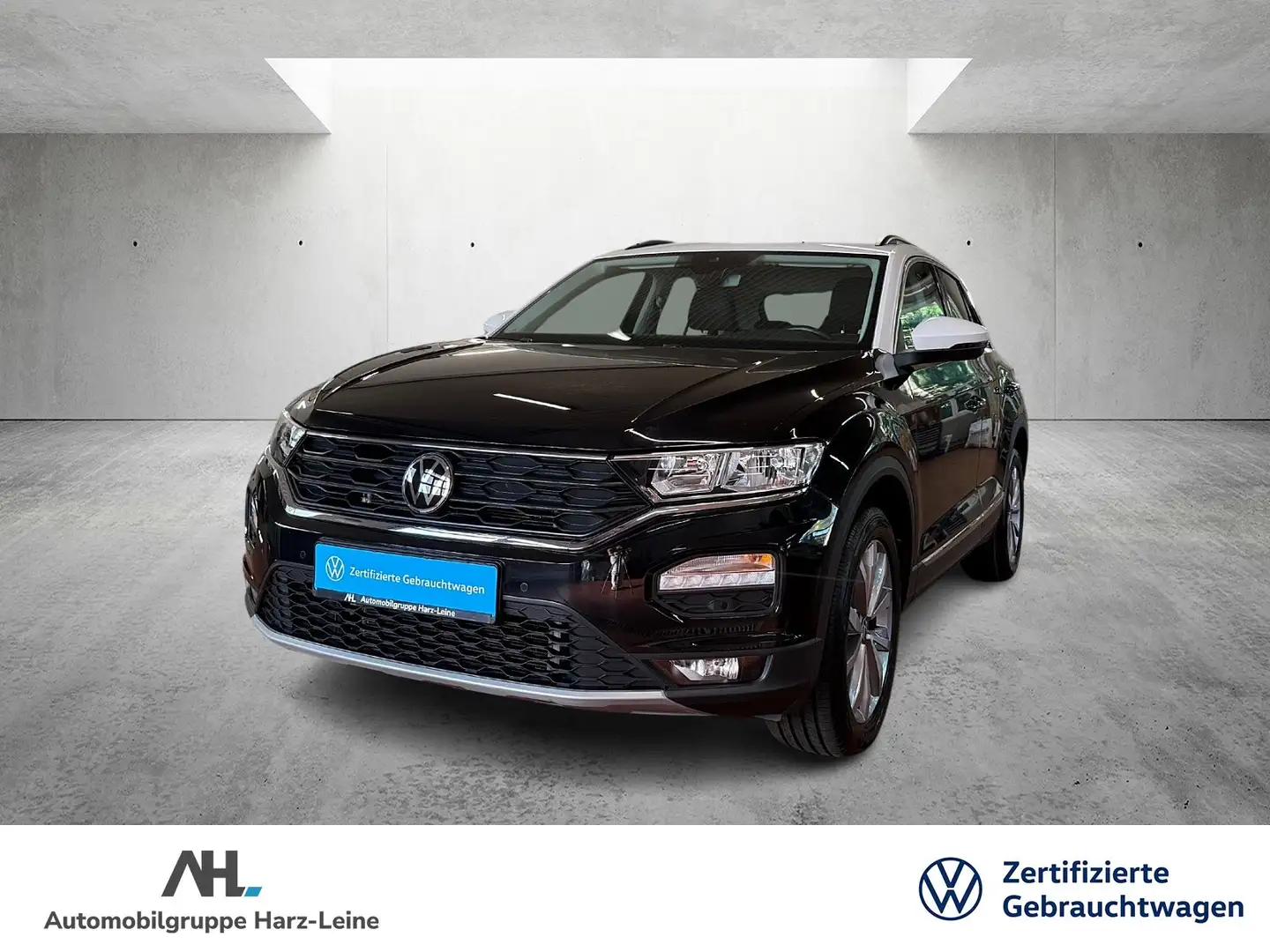 Volkswagen T-Roc 1.0 TSI Style ACC AHK PDC SHZ Schwarz - 1
