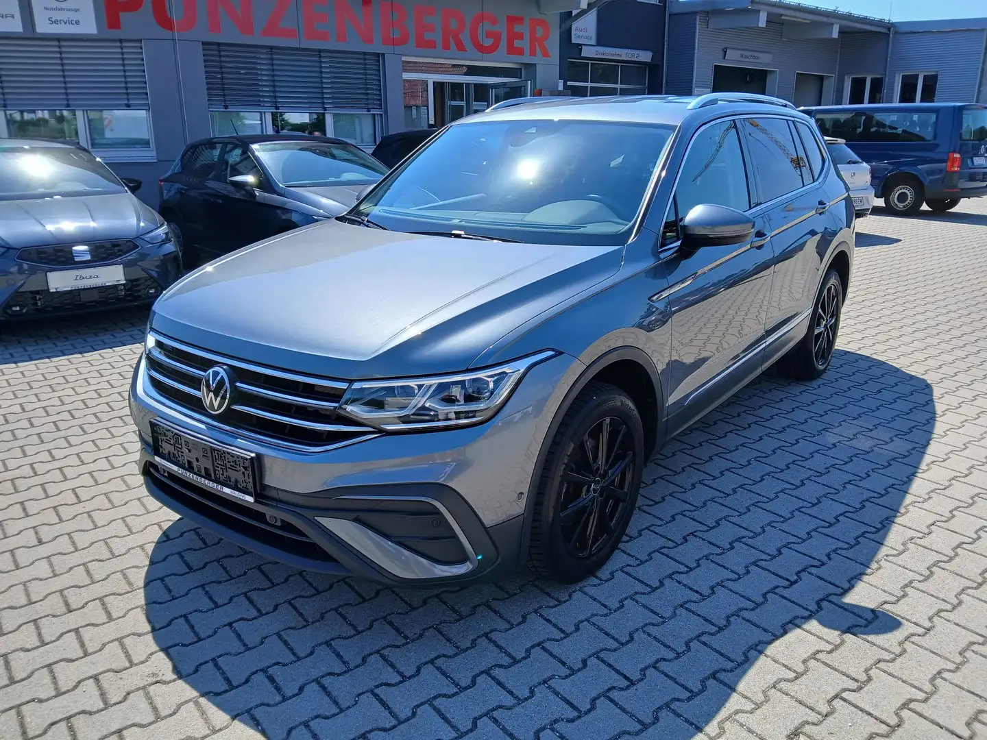 Volkswagen Tiguan Allspace Life TDI 4MOTION DSG Grau - 1