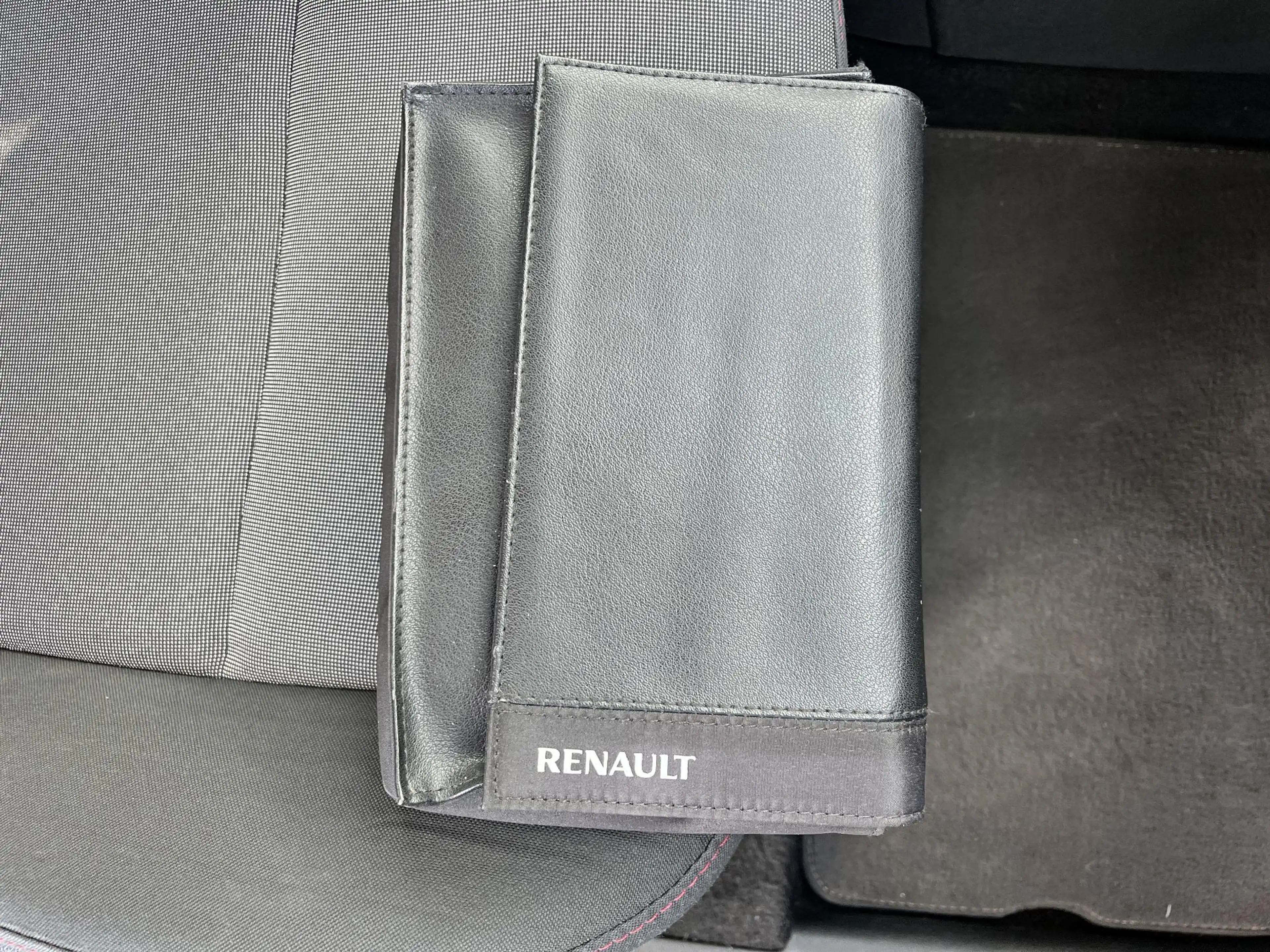 Renault Grand Scenic 1.2 TCe Bose Clima, cruise, pdc achter, trekhaak — photo 19