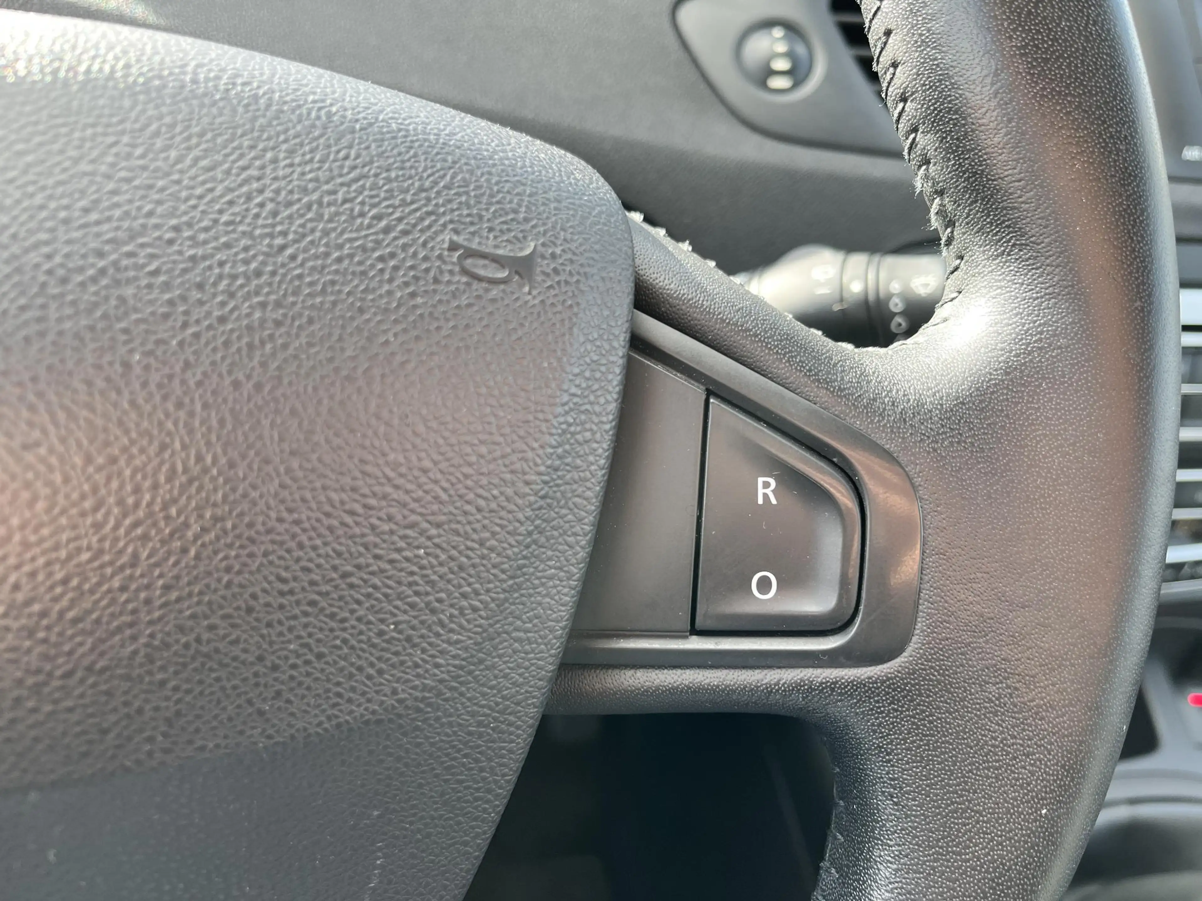 Renault Grand Scenic 1.2 TCe Bose Clima, cruise, pdc achter, trekhaak — photo 30