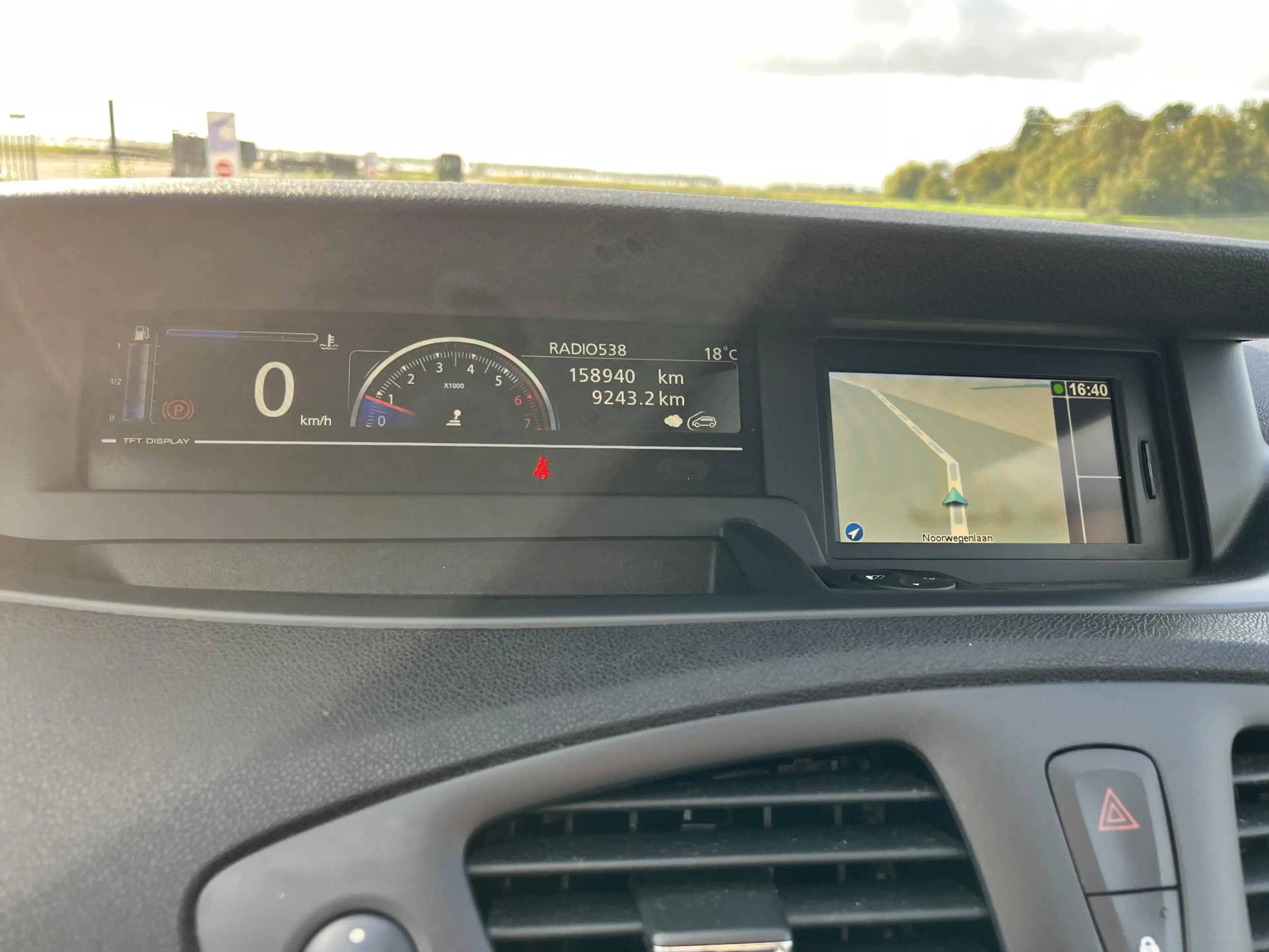 Renault Grand Scenic 1.2 TCe Bose Clima, cruise, pdc achter, trekhaak — photo 25