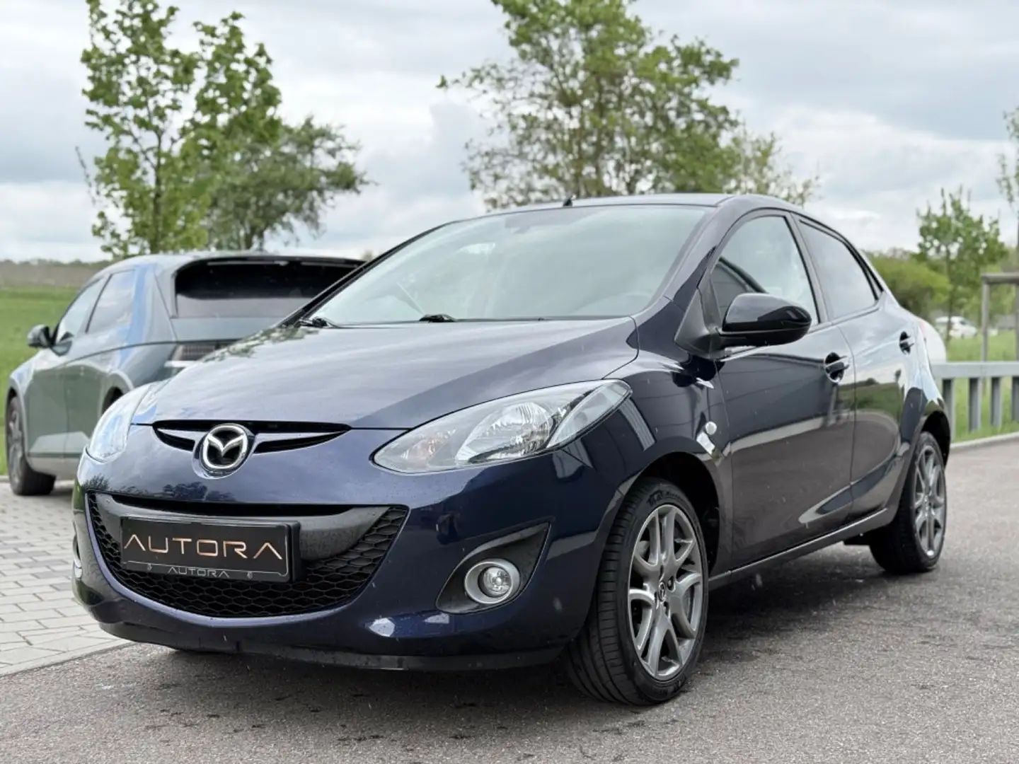 Mazda 2 Lim. 1.3 Kenko SHZ|NUR 65TKM|KLIMAAUTO| Schwarz - 2