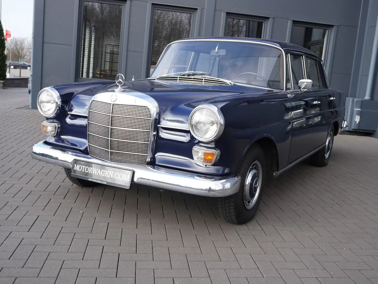 Mercedes-Benz 200, foto 9