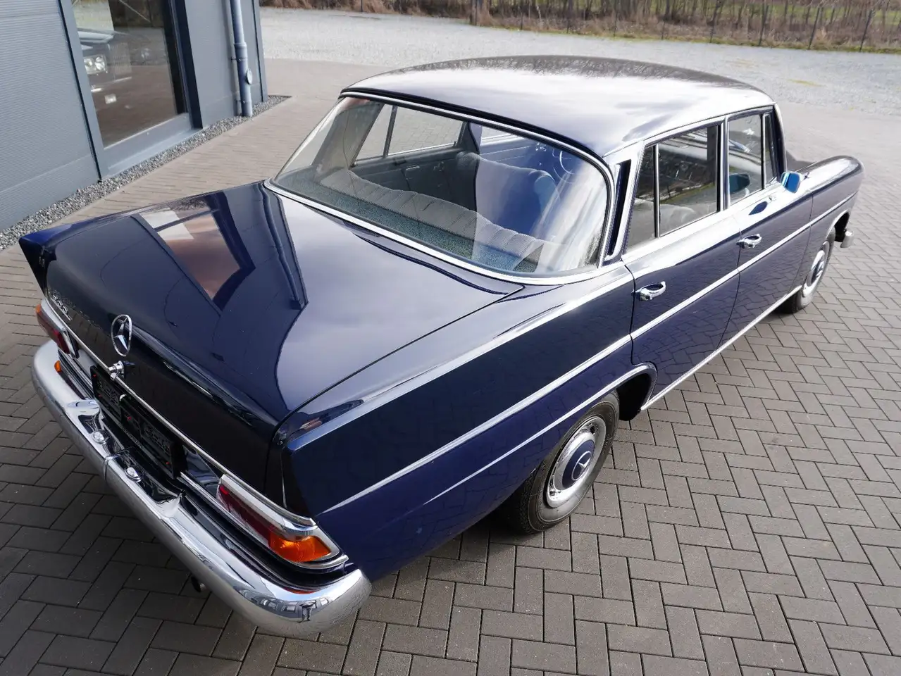 Mercedes-Benz 200, foto 12