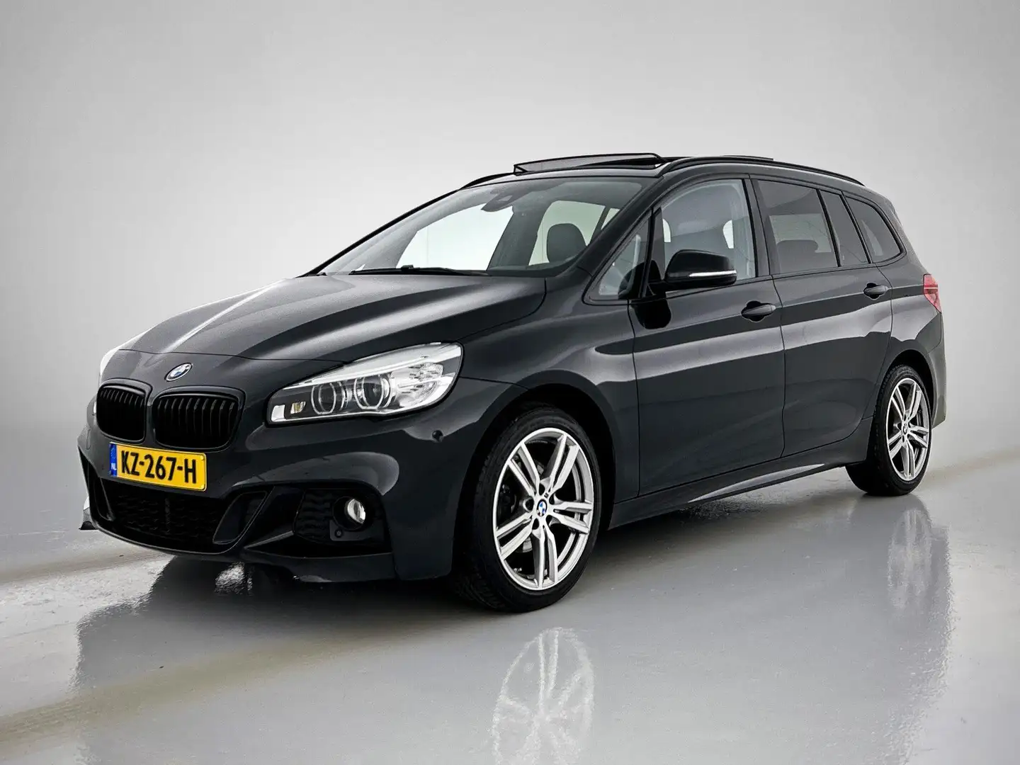 BMW 216 2-serie Gran Tourer 216i Centennial High Executive Zwart - 1