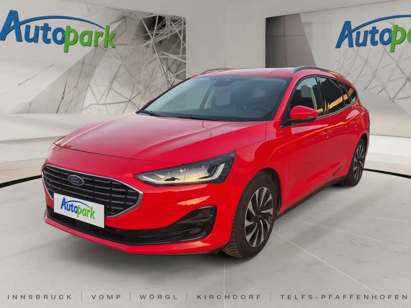 Ford Focus Turnier Titanium X Rood - 1