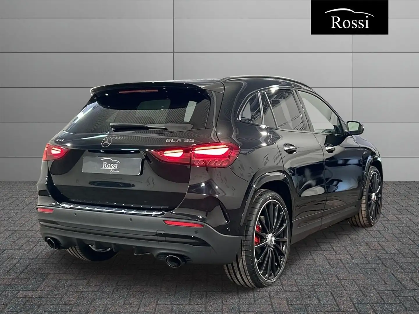 Mercedes-Benz GLA 35 AMG Mercedes-AMG GLA 35 4MATIC Schwarz - 2