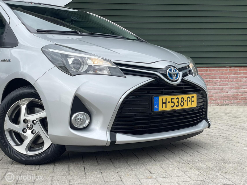 Toyota Yaris 1.5 Hybrid Aspiration / CAMERA / PARKEERSENSOREN — photo 38