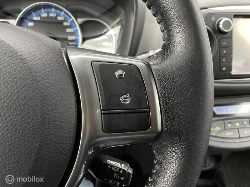 Toyota Yaris 1.5 Hybrid Aspiration / CAMERA / PARKEERSENSOREN — photo 22