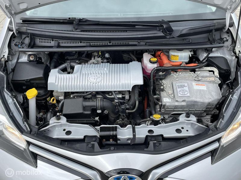Toyota Yaris 1.5 Hybrid Aspiration / CAMERA / PARKEERSENSOREN — photo 32
