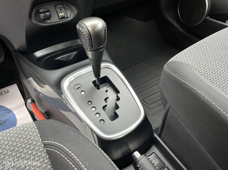 Toyota Yaris 1.5 Hybrid Aspiration / CAMERA / PARKEERSENSOREN — photo 27