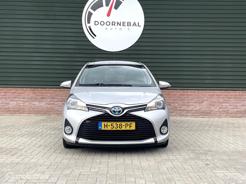 Toyota Yaris 1.5 Hybrid Aspiration / CAMERA / PARKEERSENSOREN — photo 10