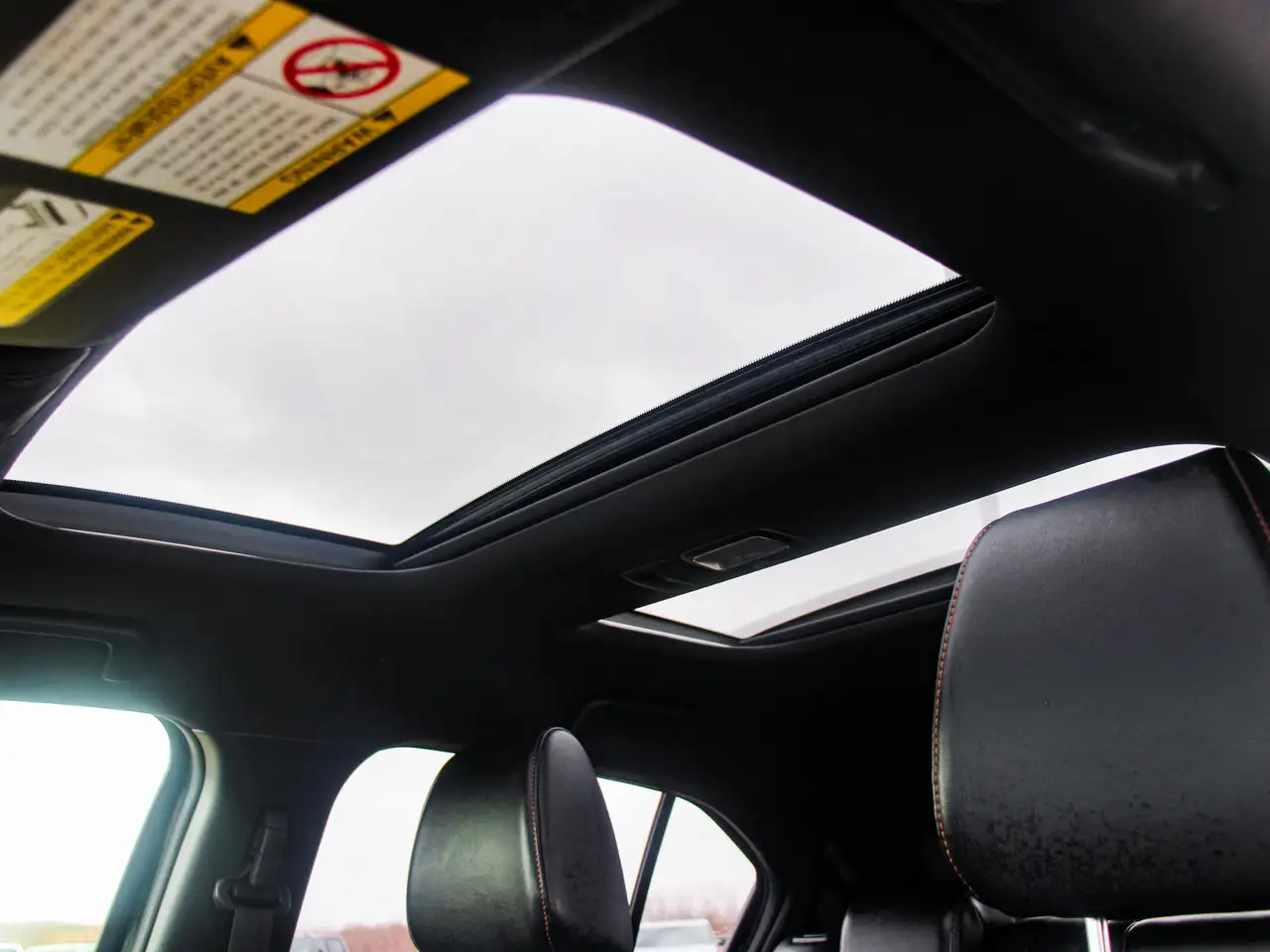 Mitsubishi Eclipse Cross снимка Mitsubishi Eclipse Cross