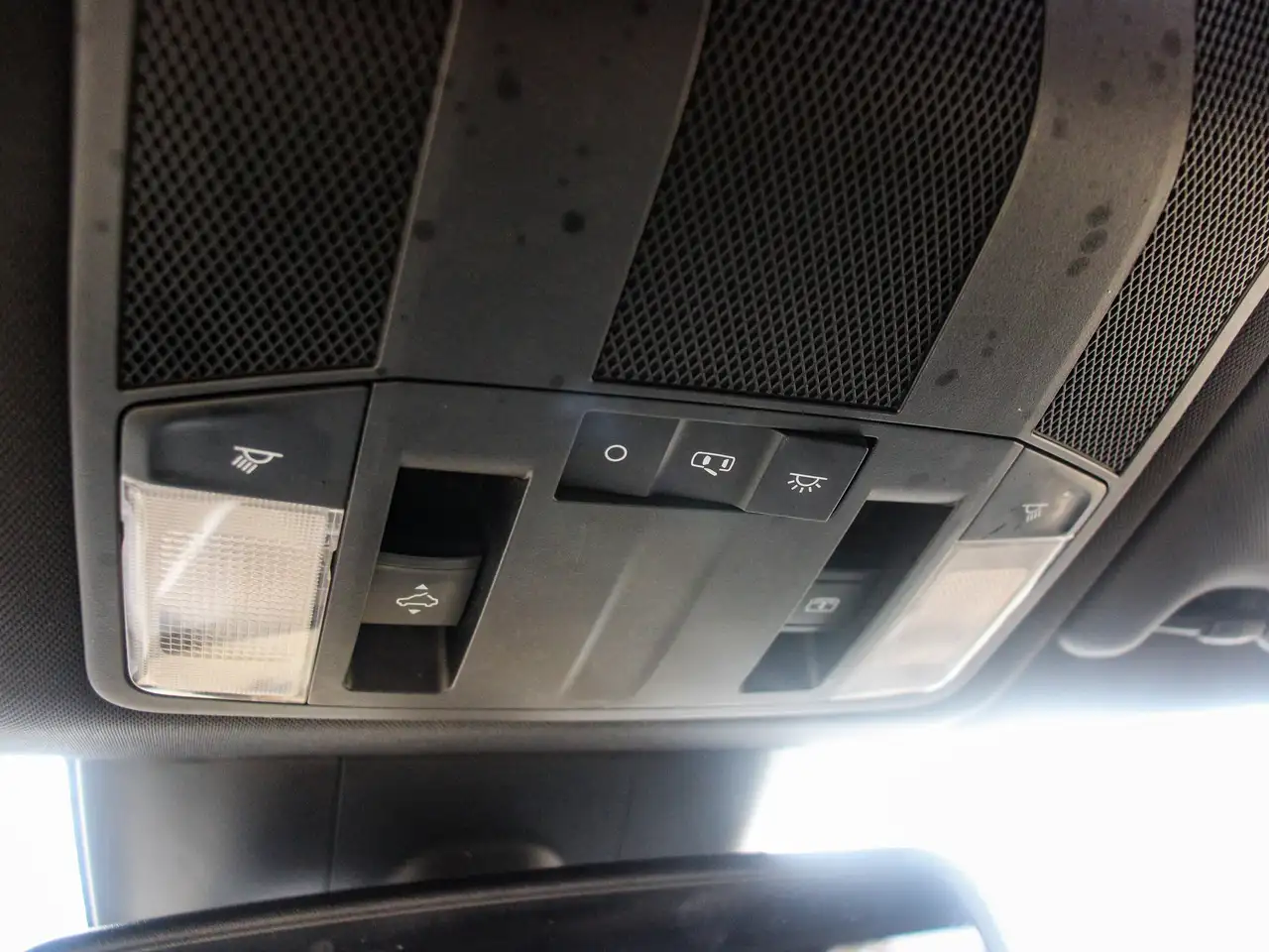 Mitsubishi Eclipse Cross снимка Mitsubishi Eclipse Cross