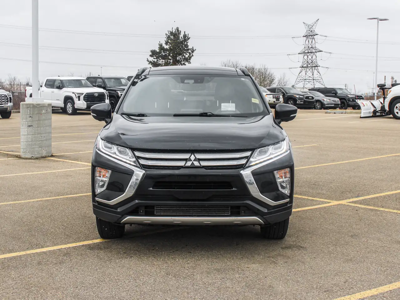 Mitsubishi Eclipse Cross снимка Mitsubishi Eclipse Cross