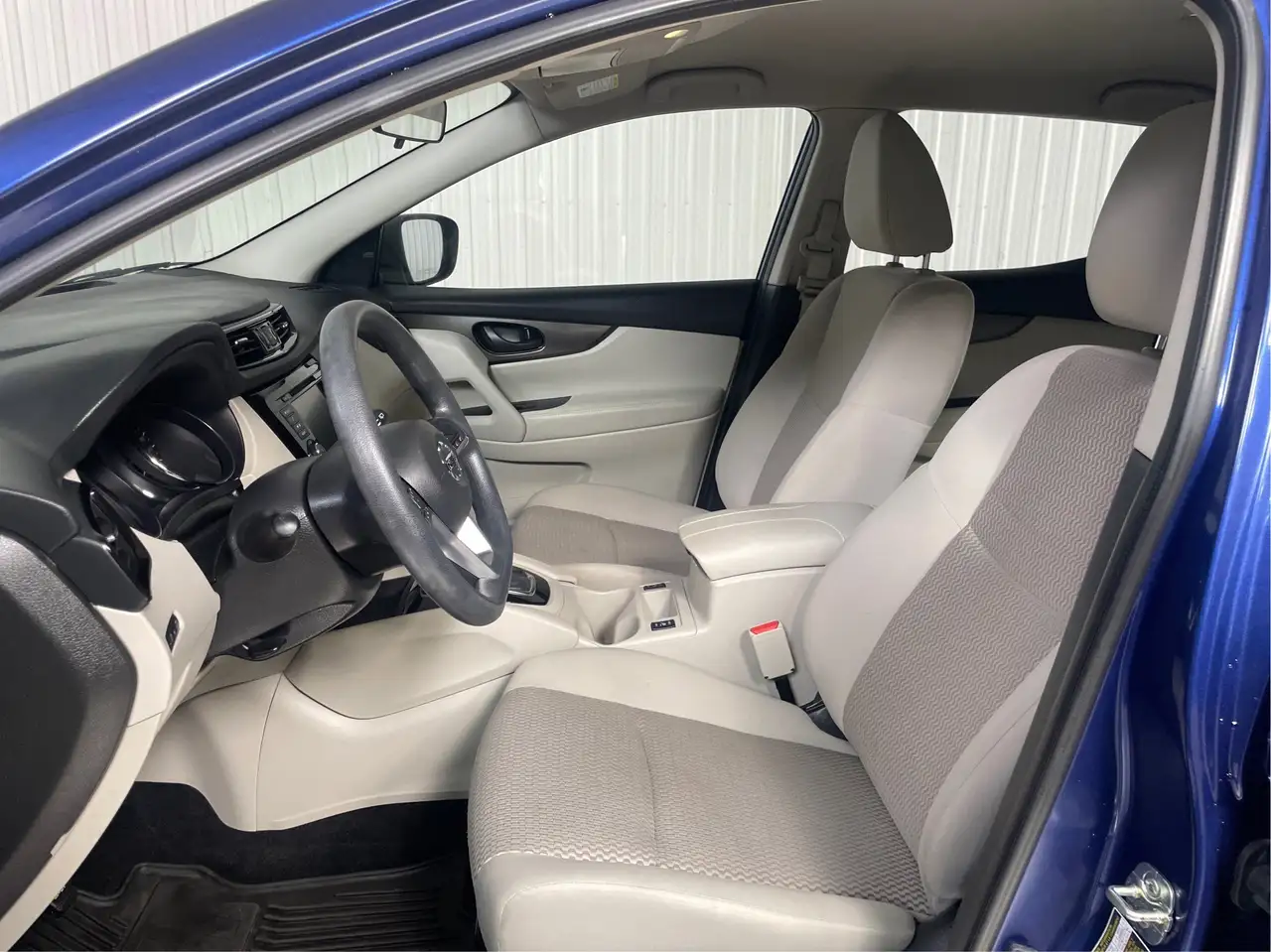 Nissan Qashqai снимка Nissan Qashqai